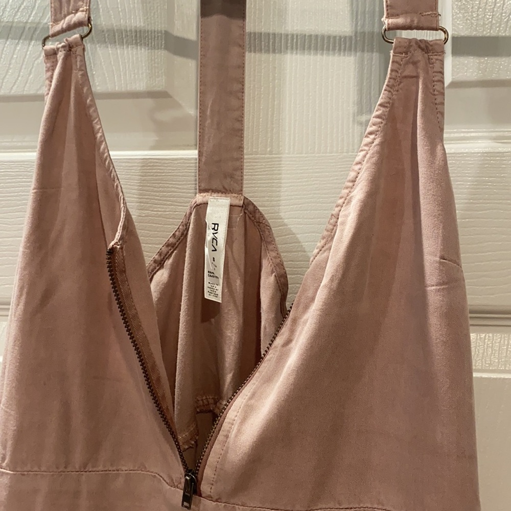 RVCA T-strap, Zipper Front Dress - Picture 5 of 5